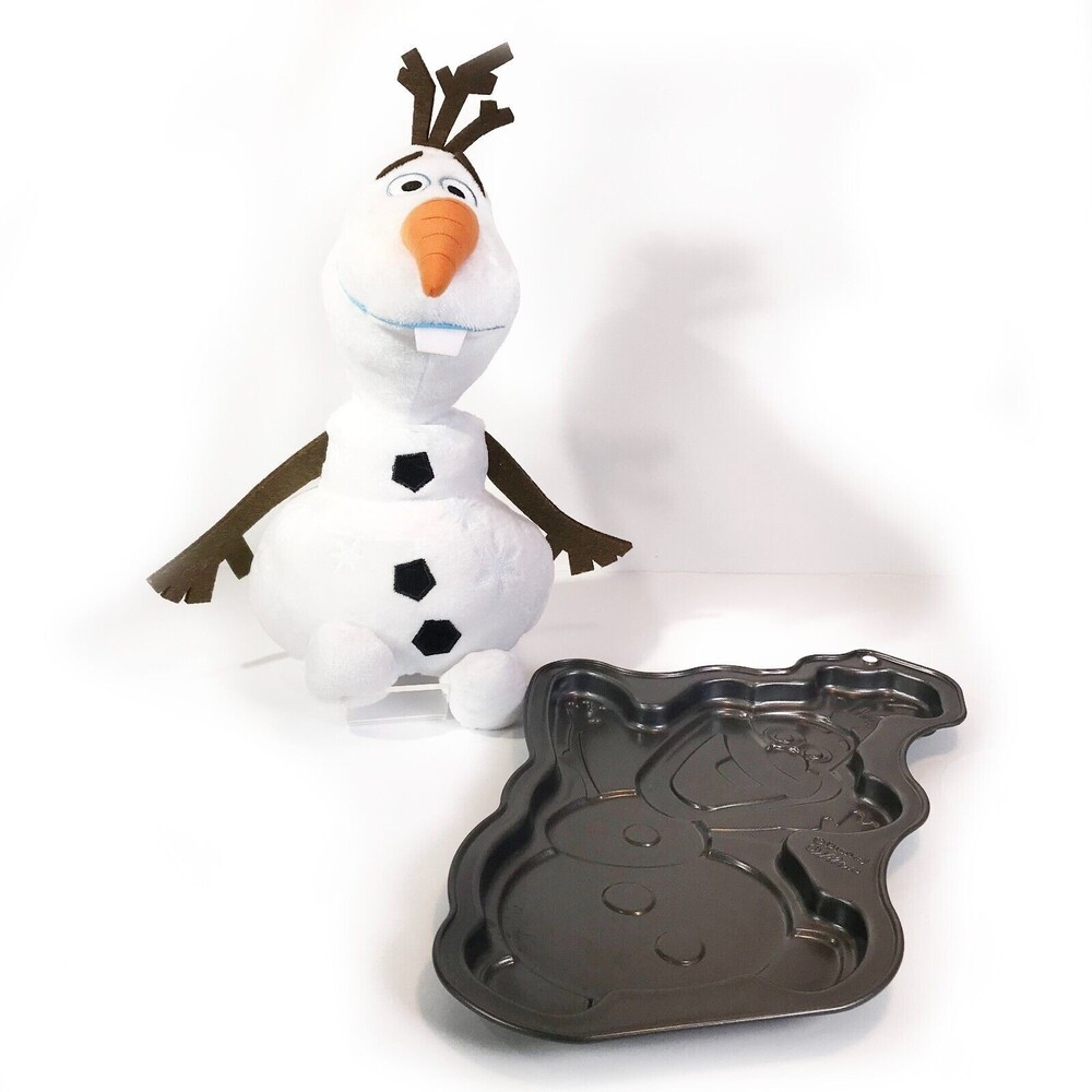 Disney FROZEN OLAF Gift Set 12" Stuffed Plush and Wilton Cookie Mold